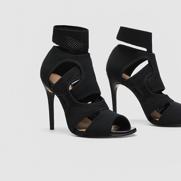 Zara Shoes - ZARA Wraparound Fabric Open Toe Sandals